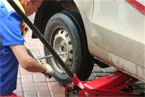 花都区附近拖车24小时服务热线电话